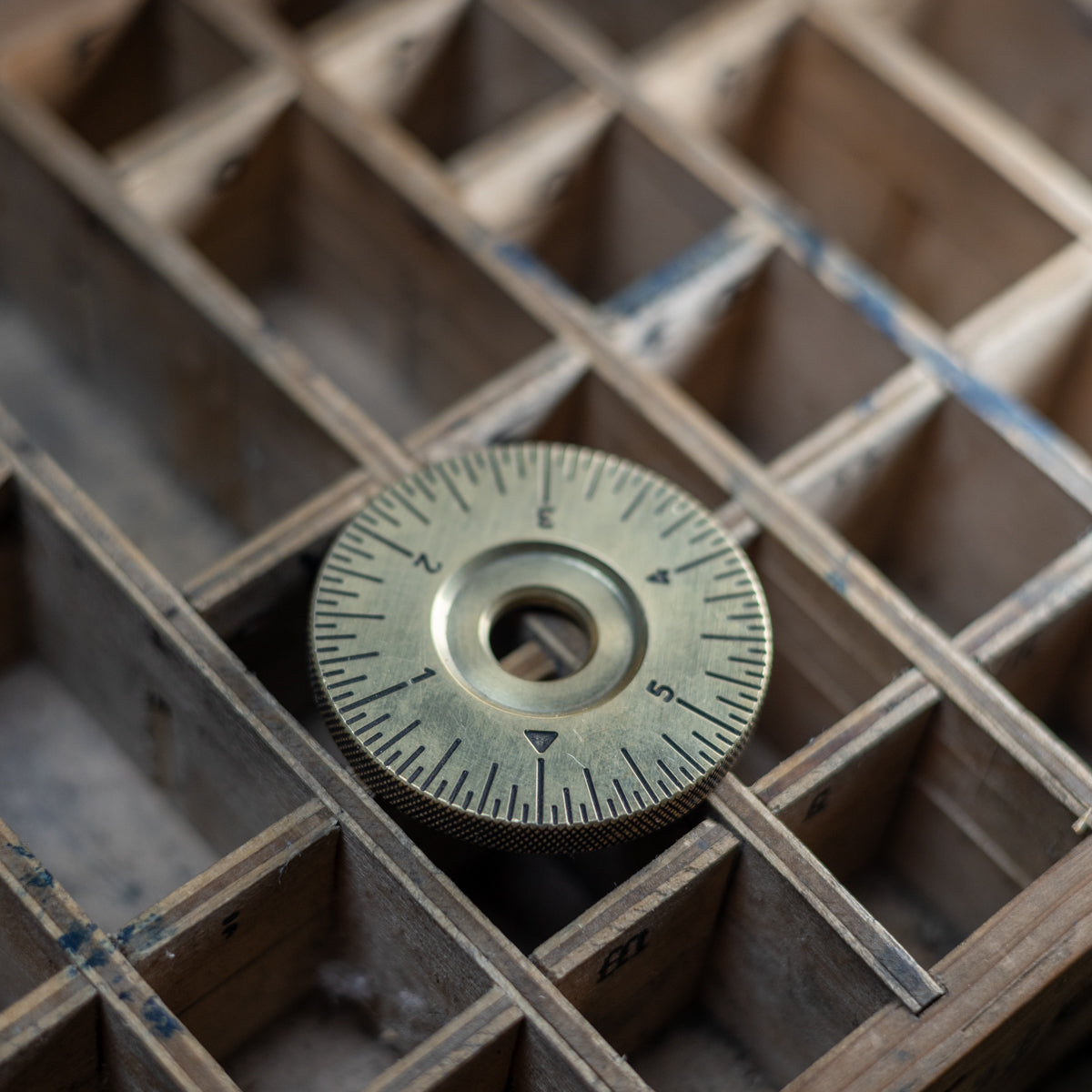 Crichton Coin - EDC measuring coin
