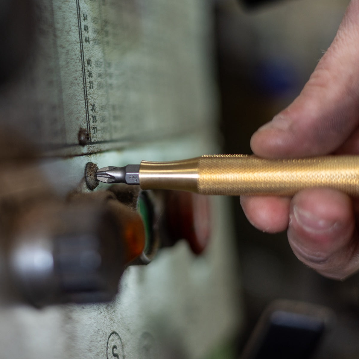 The Phil - Brass Pocket Screwdriver