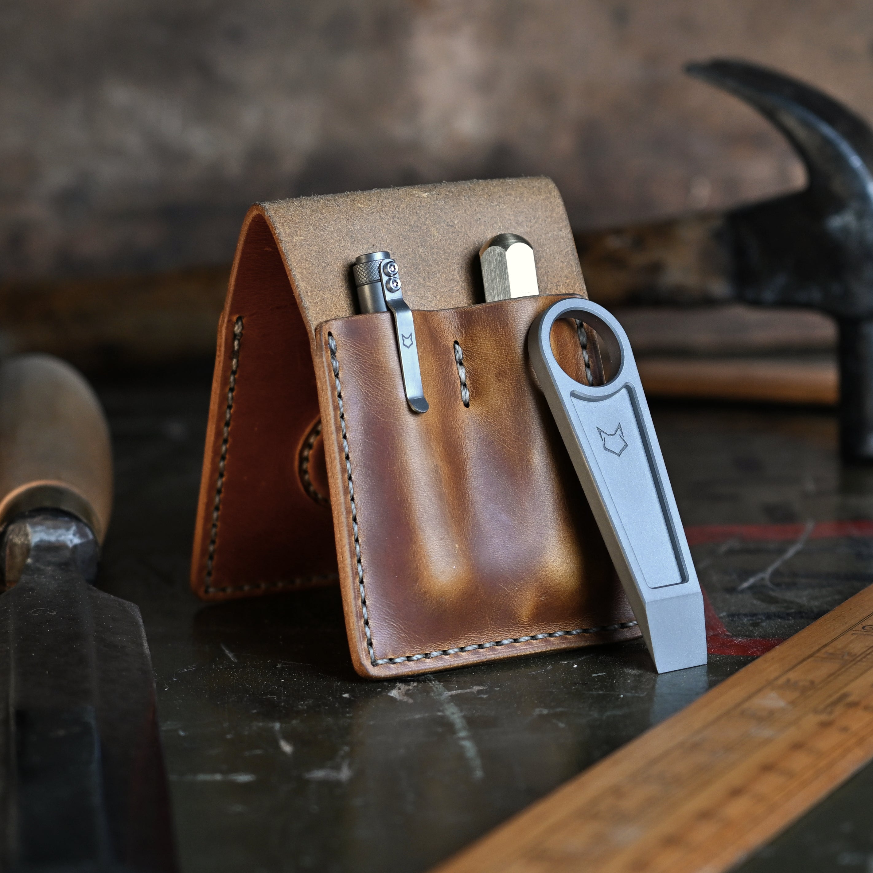 The Saddle - Magnetic EDC tool pocket caddy