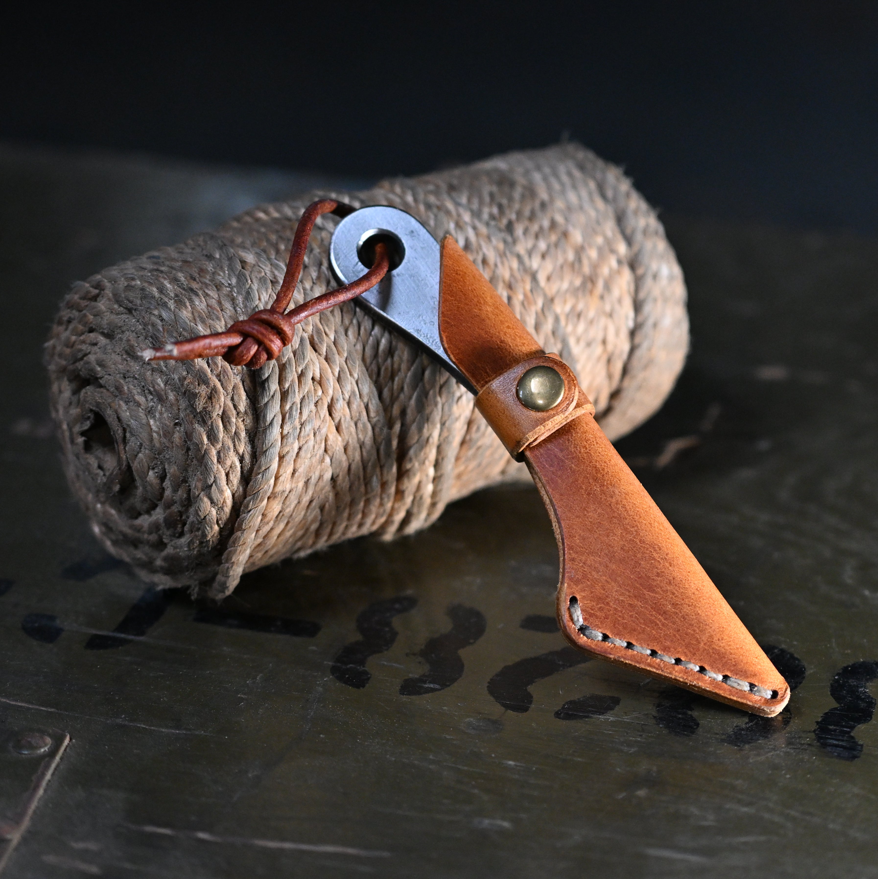 Kitsune - Kiridashi Knife (and Sheath)